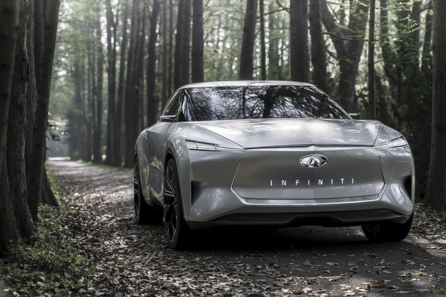  Infiniti Qs Inspiration 2019 года  (фото 26 из 41)